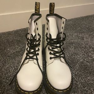 White lace up dr. Marten boots